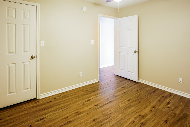 2,190/Mo, 2110 Redwood St Kemah, TX 77565 Bedroom View 2