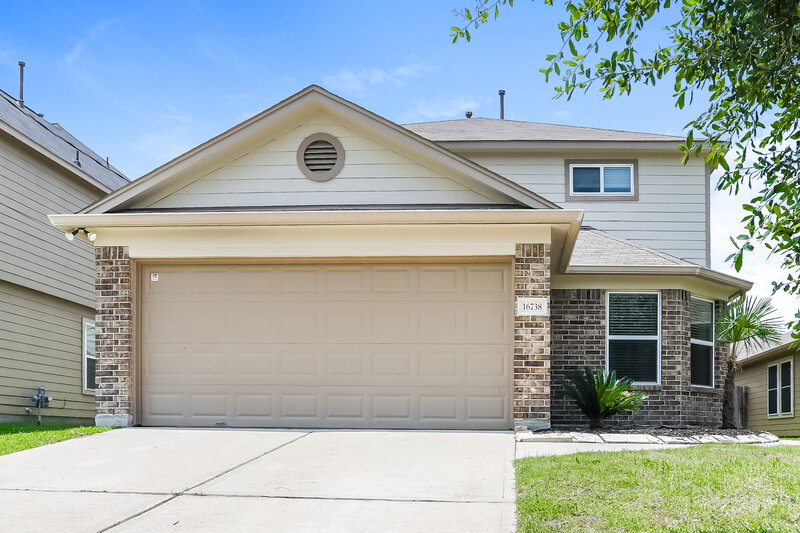 2,260/Mo, 16738 N Gull Dr Conroe, TX 77385 External View