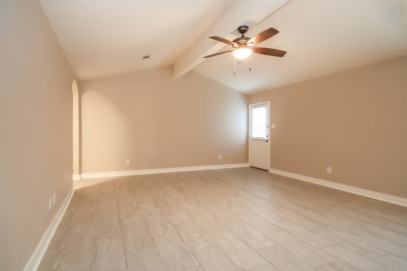 2,490/Mo, 1222 Diamond Drape Dr Arcola, TX 77583 Living Room View