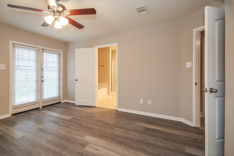 2,490/Mo, 1222 Diamond Drape Dr Arcola, TX 77583 Main Bedroom View