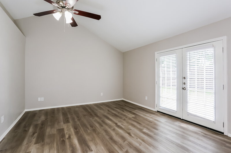 1,995/Mo, 16030 Barbarossa Dr Houston, TX 77083 Main Bedroom View 2