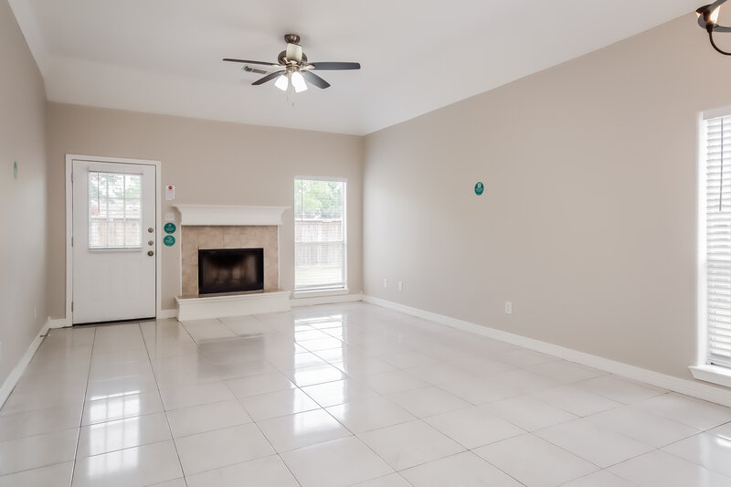 2,100/Mo, 3306 Maymist Dr Katy, TX 77449 Living Room View