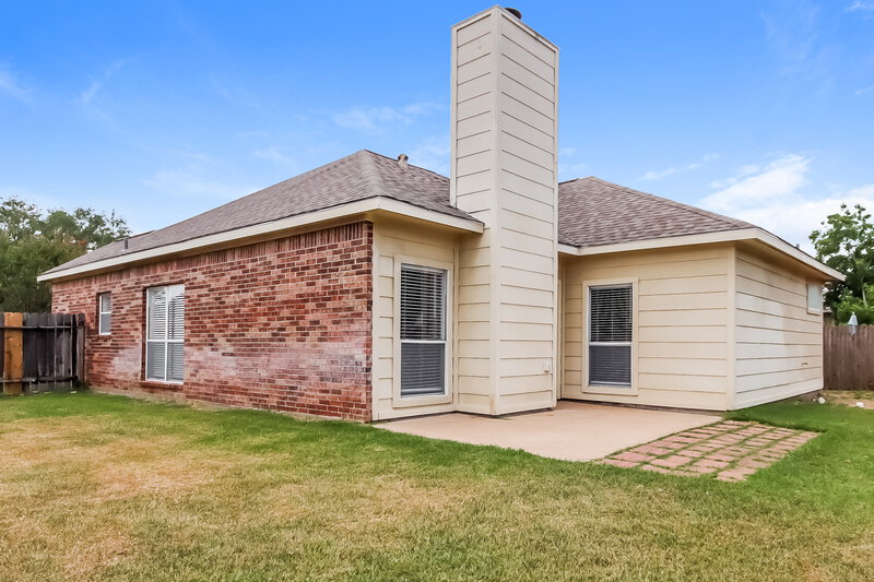 2,100/Mo, 3306 Maymist Dr Katy, TX 77449 Rear View