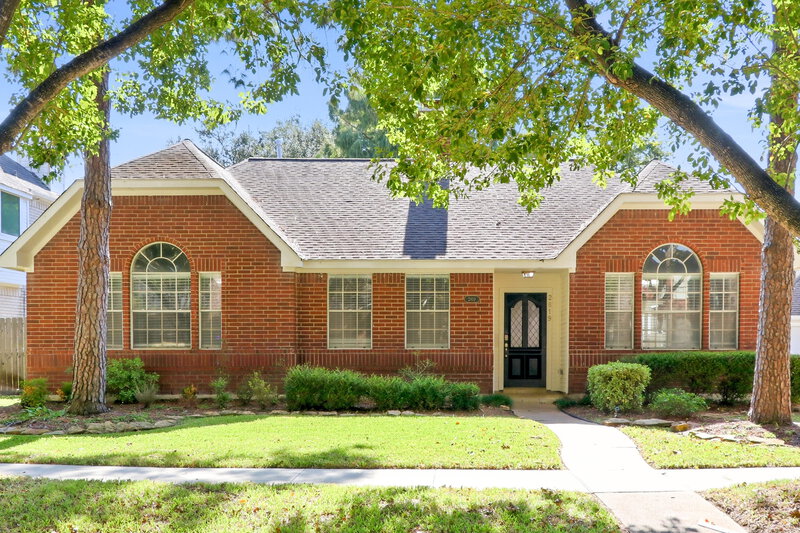 3 Bedroom House – 2819 Calender Lake Dr, Missouri City, TX 77459