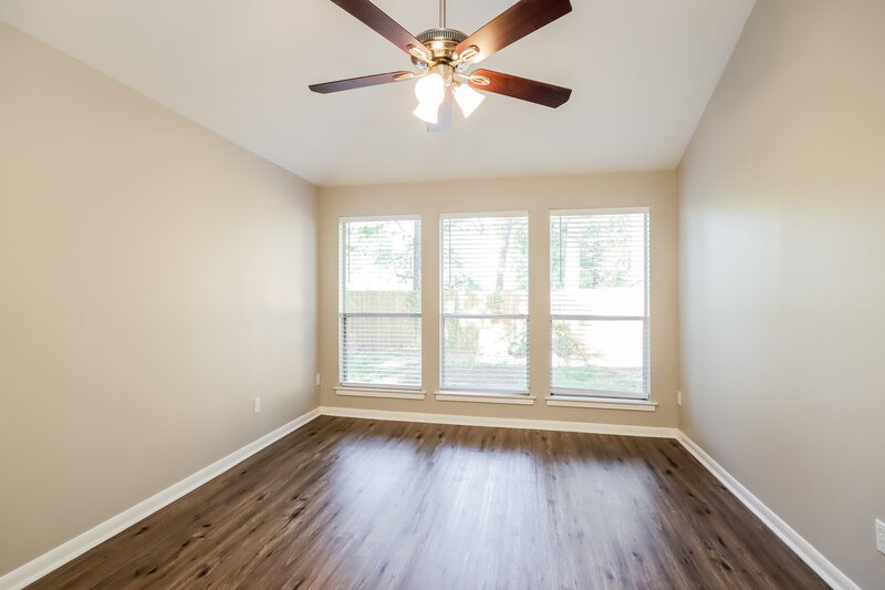 1,875/Mo, 15803 N Chamfer Ct Crosby, TX 77532 Living Room View 3