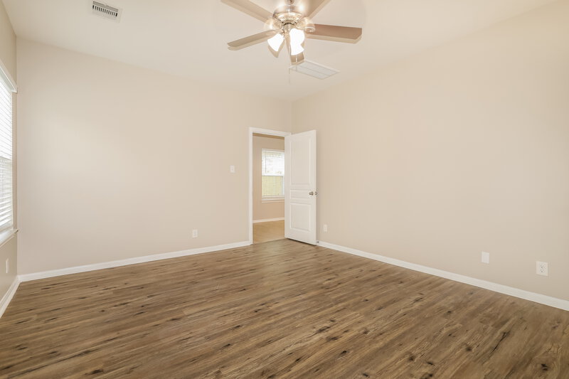 2,320/Mo, 7727 Foxwaithe Ln Humble, TX 77338 Main Bedroom View
