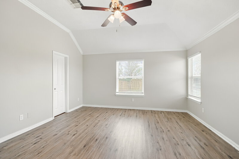1,900/Mo, 2702 Shearwater Bend Dr Humble, TX 77396 Primary Bedroom View