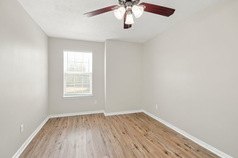 1,900/Mo, 2702 Shearwater Bend Dr Humble, TX 77396 Bedroom View 3