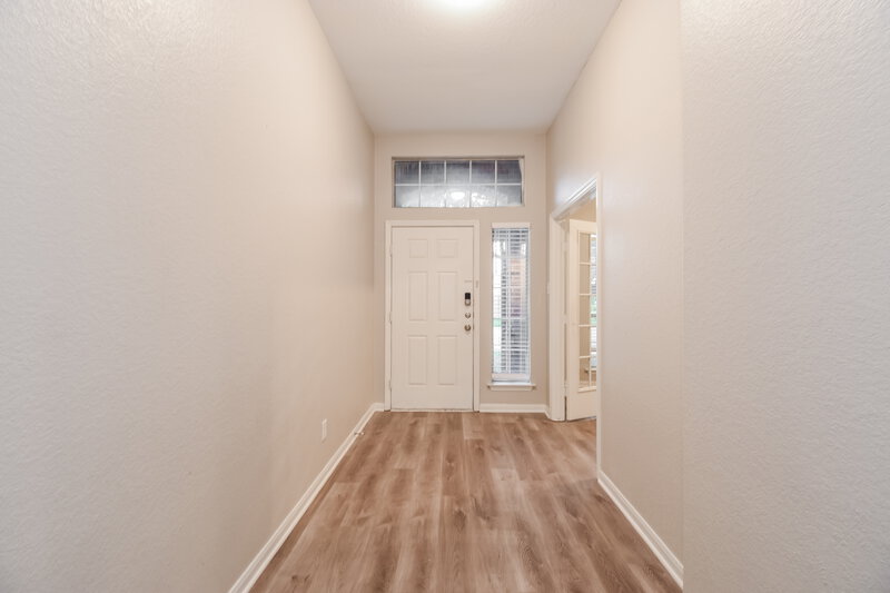 2,490/Mo, 2724 Pedernales Falls Dr Pearland, TX 77584 Foyer View