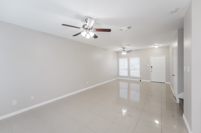 2,400/Mo, 12331 Carriage Oak Cir Humble, TX 77346 Living Room View
