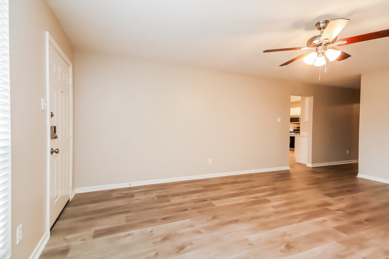 2,420/Mo, 20118 Beechview Ln Katy, TX 77449 Living Room View