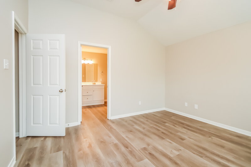 2,420/Mo, 20118 Beechview Ln Katy, TX 77449 Main Bedroom View