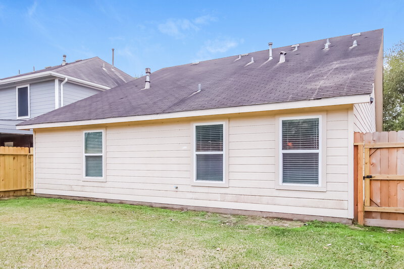 2,420/Mo, 20118 Beechview Ln Katy, TX 77449 Rear View