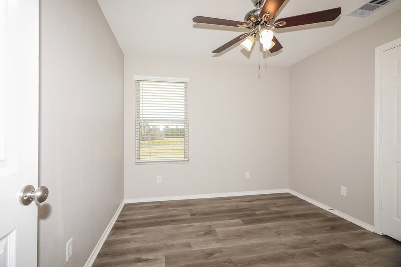 1,995/Mo, 1249 Blue Hazel Ct Pinehurst, TX 77362 Bedroom View 3