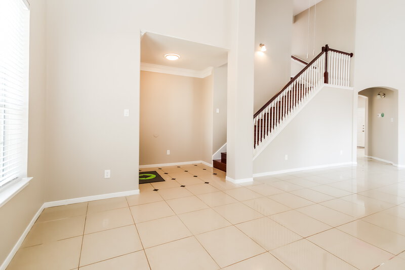 2,680/Mo, 6319 Gypsum Ct Houston, TX 77041 Den View