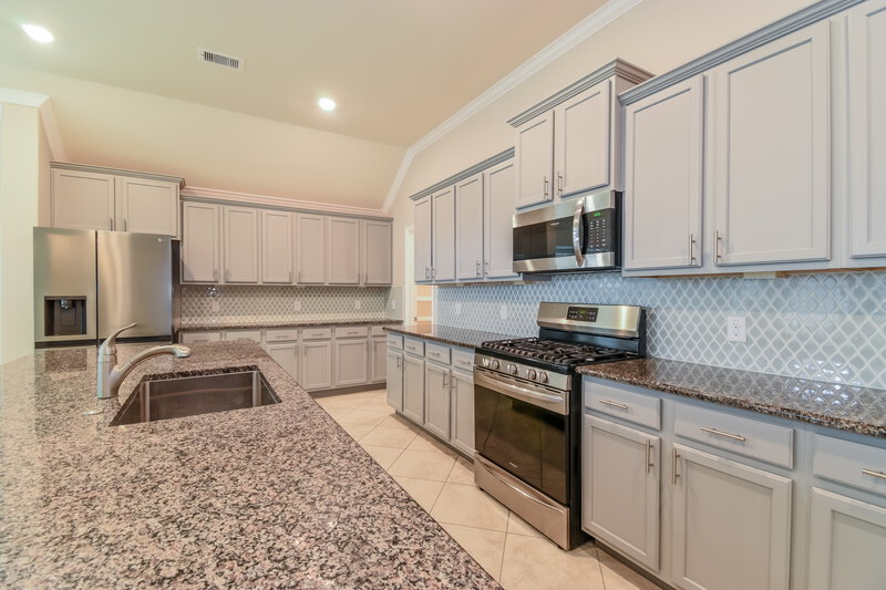 2,830/Mo, 10842 Bouldin Crk Missouri City, TX 77459 Kitchen View 2