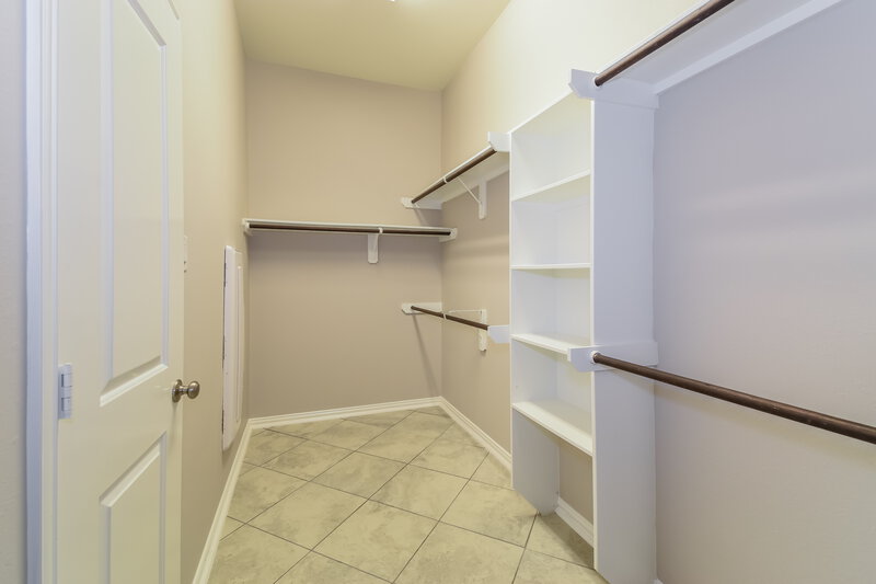 2,830/Mo, 10842 Bouldin Crk Missouri City, TX 77459 Walk In Closet View 2