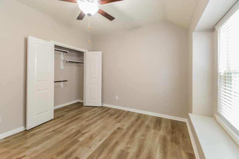 2,830/Mo, 10842 Bouldin Crk Missouri City, TX 77459 Bedroom View 2