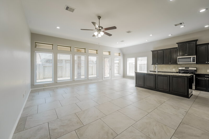 2,930/Mo, 2911 Angel Mist Ln Rosenberg, TX 77471 Living Room View