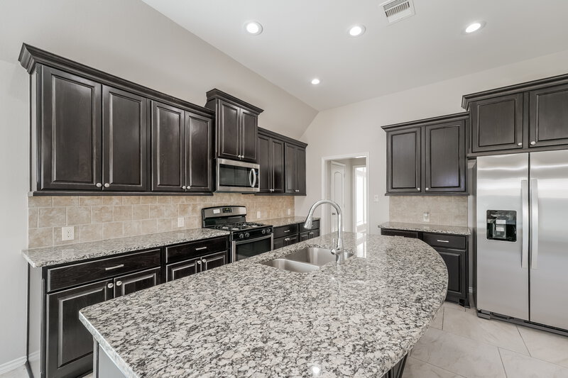 2,930/Mo, 2911 Angel Mist Ln Rosenberg, TX 77471 Kitchen View