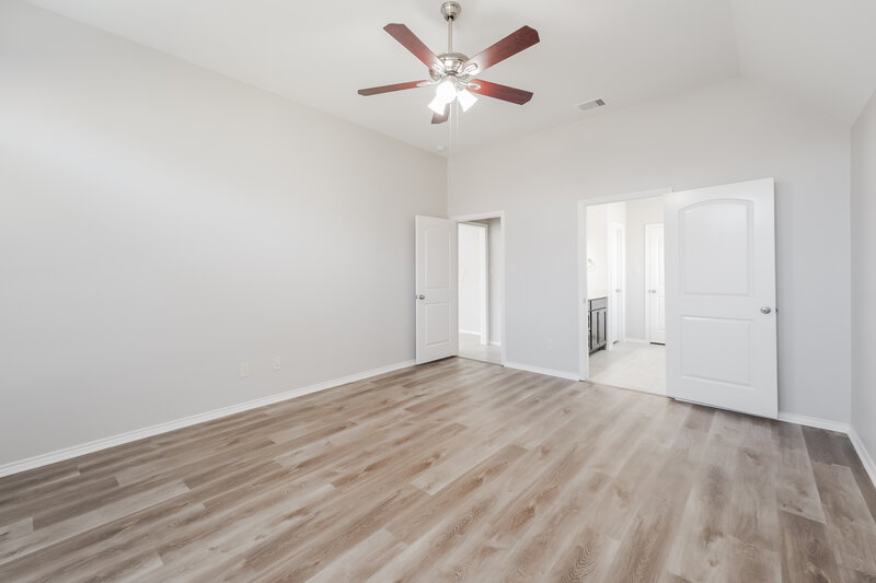 2,930/Mo, 2911 Angel Mist Ln Rosenberg, TX 77471 Main Bedroom View