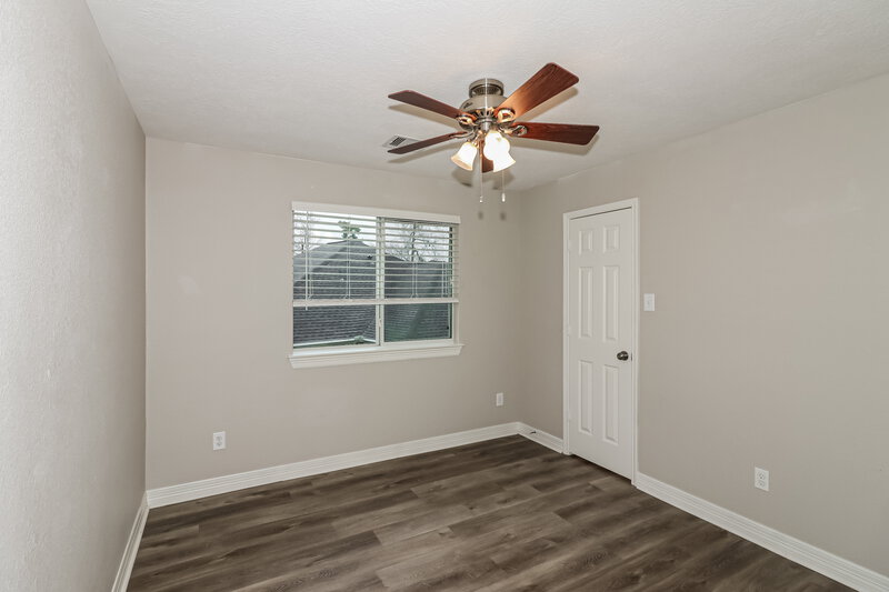 2,525/Mo, 8402 Oak Knot Ct Spring, TX 77389 Bedroom View 3