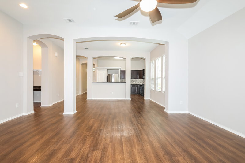 1,905/Mo, 992 Northampton Dr Conroe, TX 77303 Dining Room View