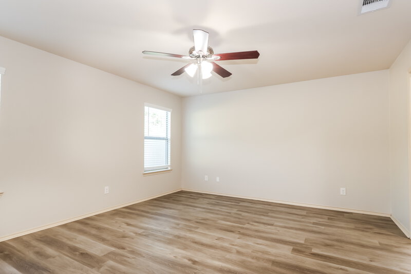 2,295/Mo, 20207 Louetta Reach Dr Spring, TX 77388 Main Bedroom View