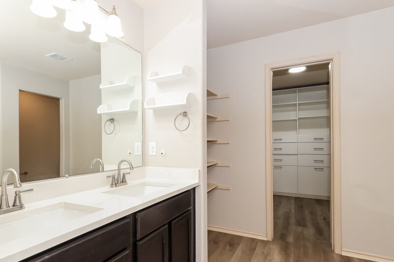 2,295/Mo, 20207 Louetta Reach Dr Spring, TX 77388 Main Bathroom View
