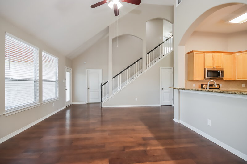 2,275/Mo, 2814 Spring Dusk Ln Spring, TX 77373 Living Room View 2