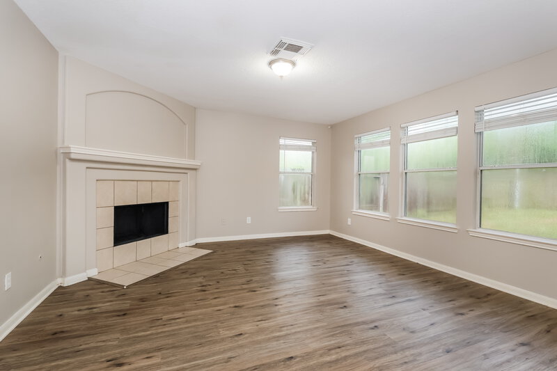 2,400/Mo, 14635 Lothbury Dr Cypress, TX 77429 Living Room View