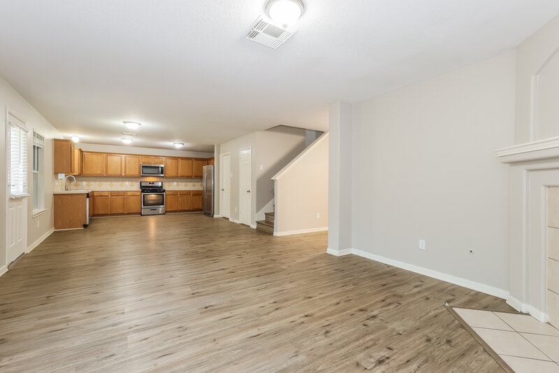 2,400/Mo, 14635 Lothbury Dr Cypress, TX 77429 Living Room View 3