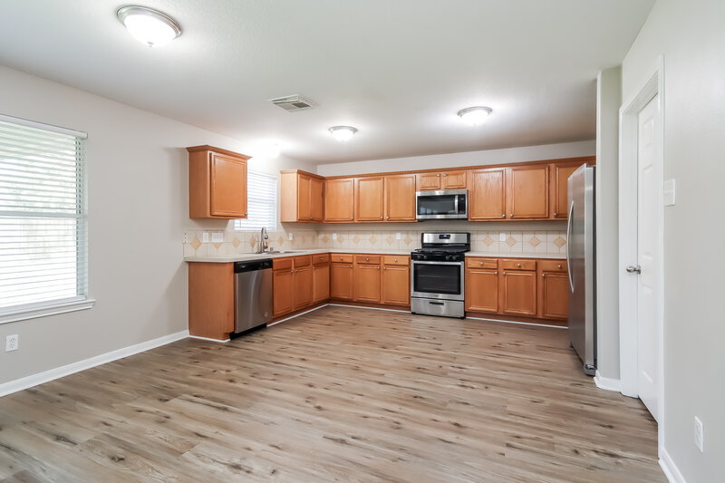 2,320/Mo, 14635 Lothbury Dr Cypress, TX 77429 Kitchen View