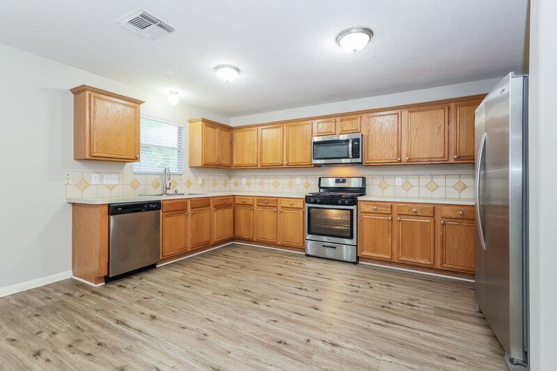 2,400/Mo, 14635 Lothbury Dr Cypress, TX 77429 Kitchen View 2