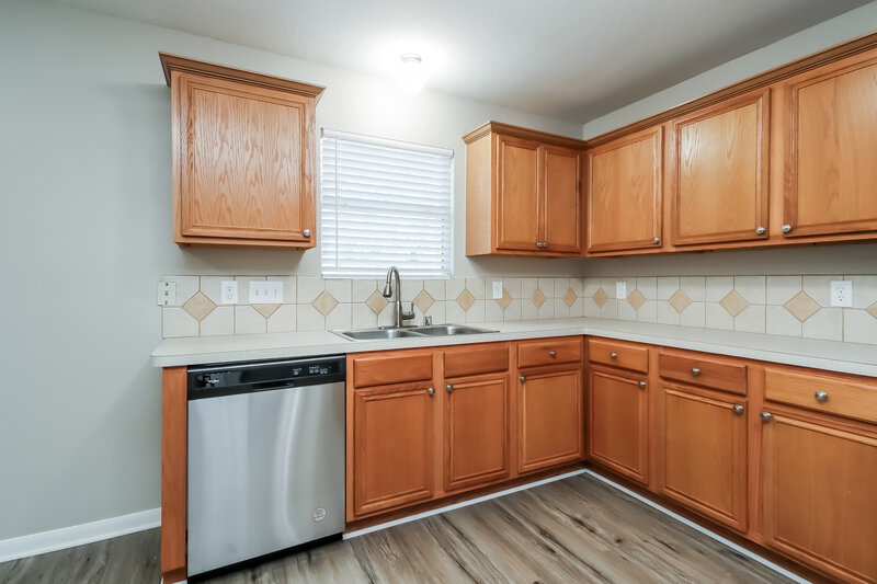 2,320/Mo, 14635 Lothbury Dr Cypress, TX 77429 Kitchen View 3