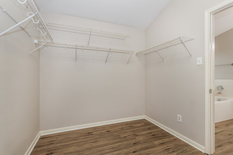 2,400/Mo, 14635 Lothbury Dr Cypress, TX 77429 Walk In Closet View