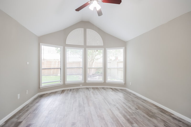 2,750/Mo, 3326 Misty Alcove Ct Kingwood, TX 77345 Main Bedroom View