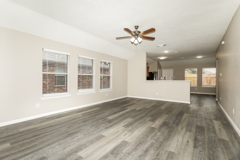 2,030/Mo, 12254 Lavon Dr Tomball, TX 77375 Living Room View