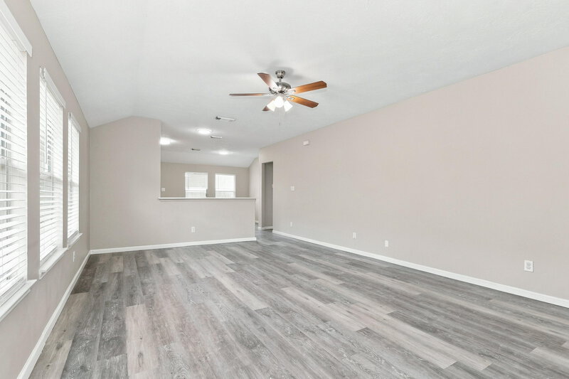 2,030/Mo, 12254 Lavon Dr Tomball, TX 77375 Living Room View