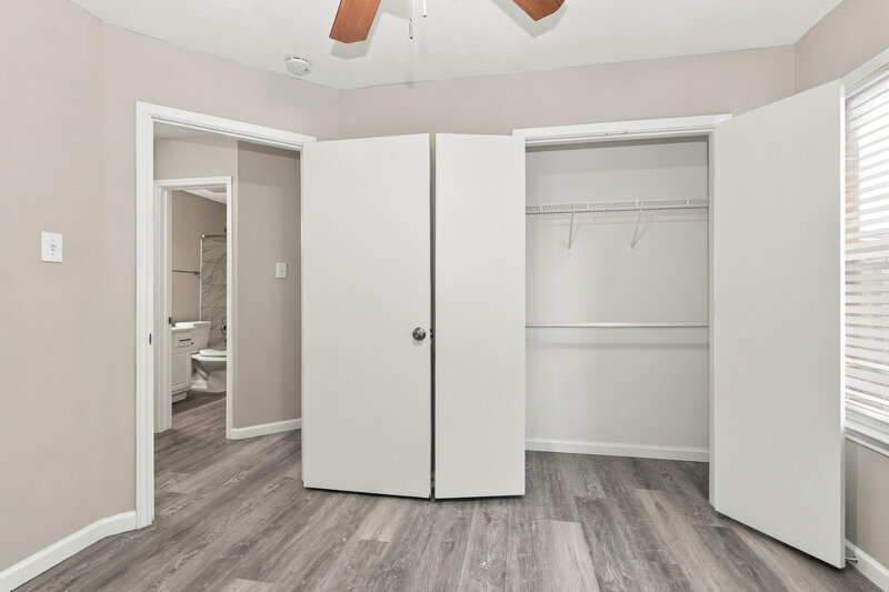 2,030/Mo, 12254 Lavon Dr Tomball, TX 77375 Bedroom View