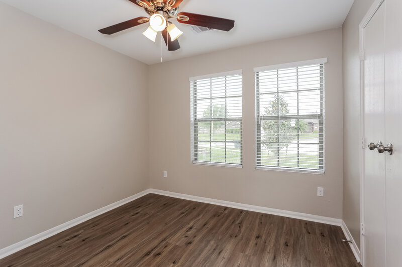 2,075/Mo, 5304 Carmichael Cir Alvin, TX 77511 Bedroom View 2