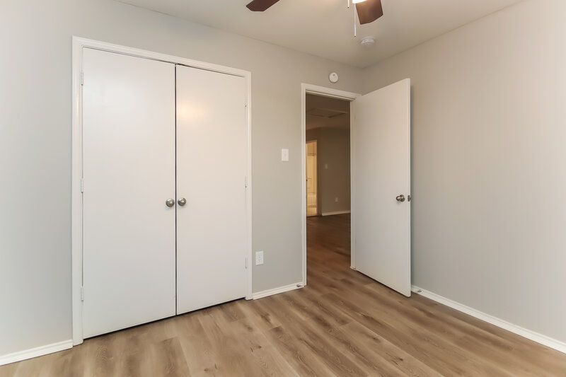 2,580/Mo, 14435 Acuna Ln Houston, TX 77045 Bedroom View