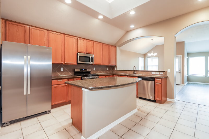 2,510/Mo, 23703 Breckenridge Forest Dr Spring, TX 77373 Kitchen View