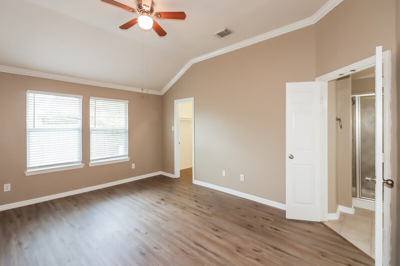 2,510/Mo, 23703 Breckenridge Forest Dr Spring, TX 77373 Main Bedroom View