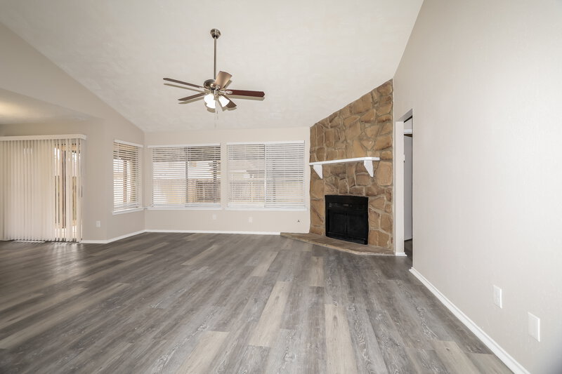 1,925/Mo, 3439 Nutwood Ln Spring, TX 77389 Living Room View 2