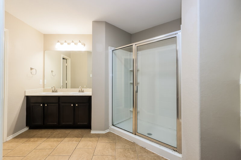 1,760/Mo, 19190 Shire Horse Blvd Porter, TX 77365 Main Bathroom View