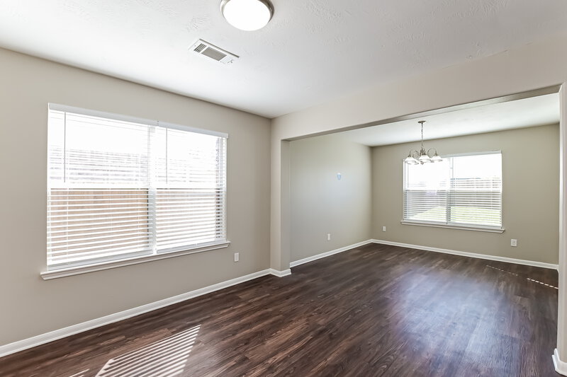 1,825/Mo, 29119 Foxingham Cir Spring, TX 77386 Living Room View