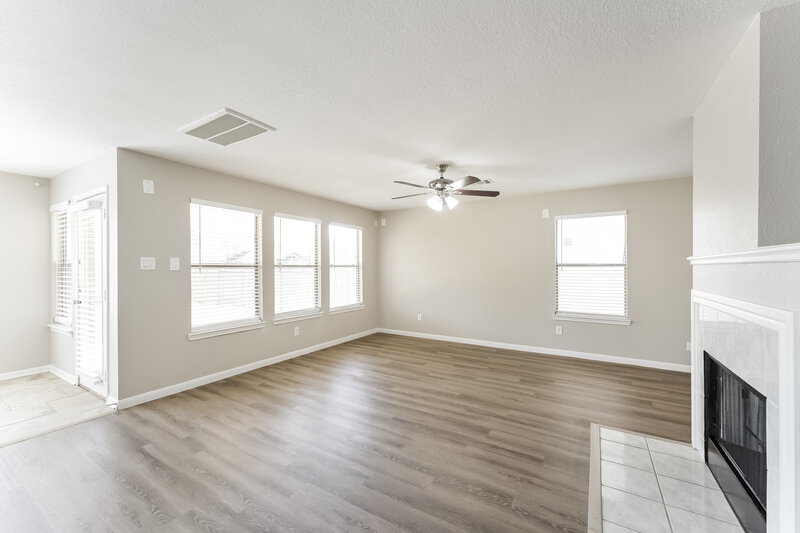 2,000/Mo, 18215 Quiet Ridge Ln Cypress, TX 77429 Misc View 2