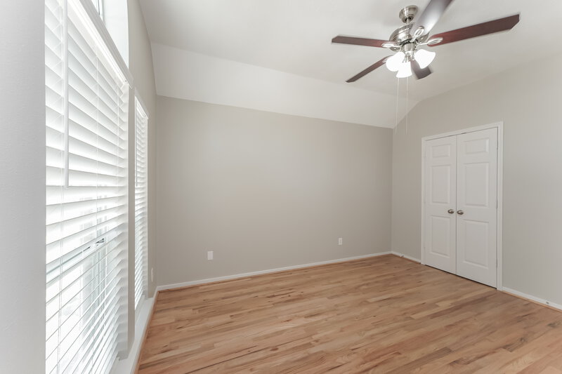 2,365/Mo, 7318 Kyle Trail Ct Richmond, TX 77407 Bedroom View 3