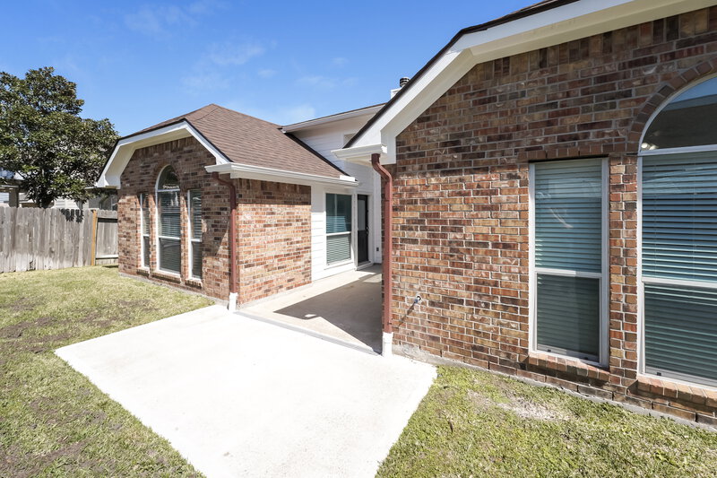 2,365/Mo, 7318 Kyle Trail Ct Richmond, TX 77407 Rear View